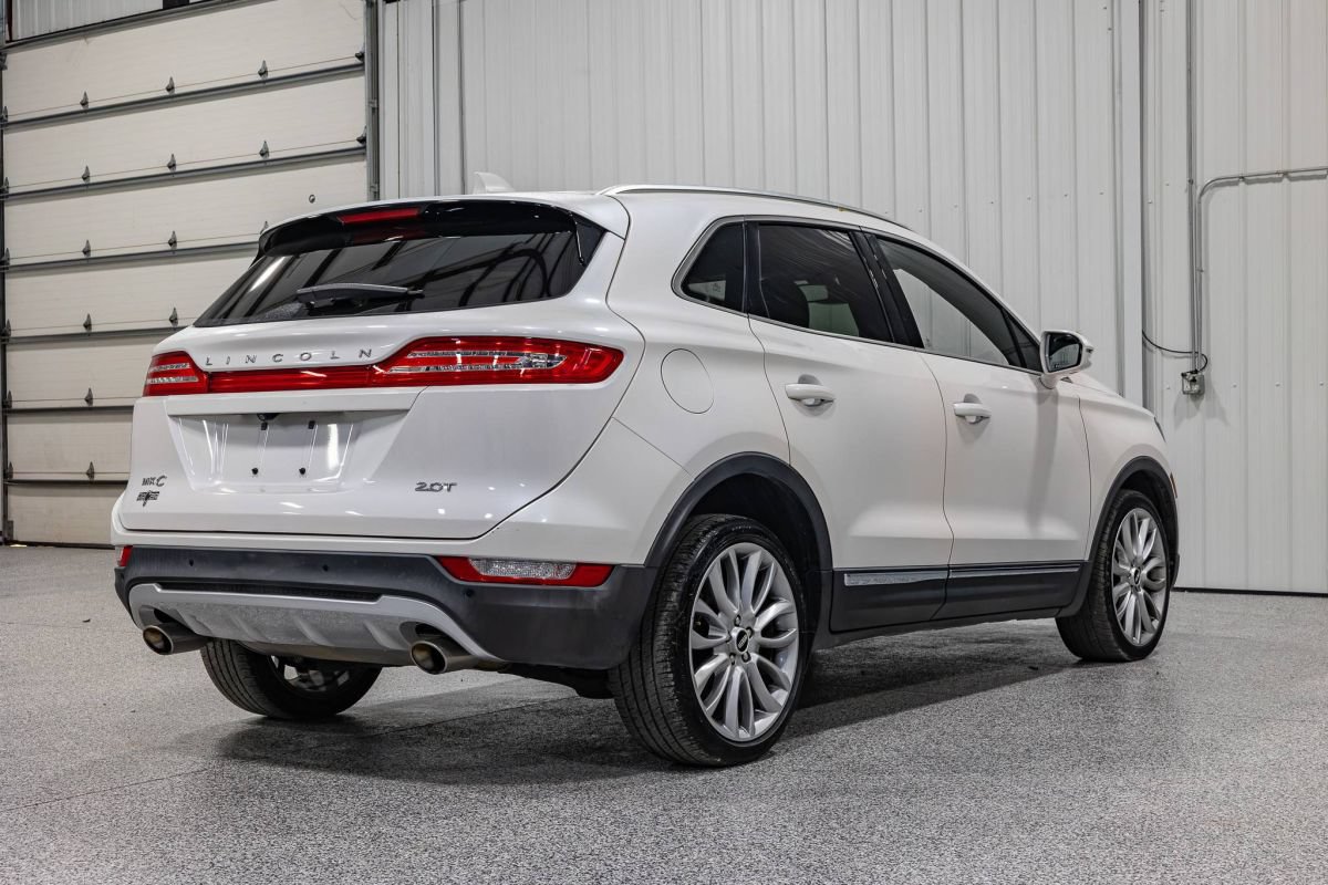 Used 2018 Lincoln MKC Reserve w/ Lincoln MKC Climate Package FWD image 5