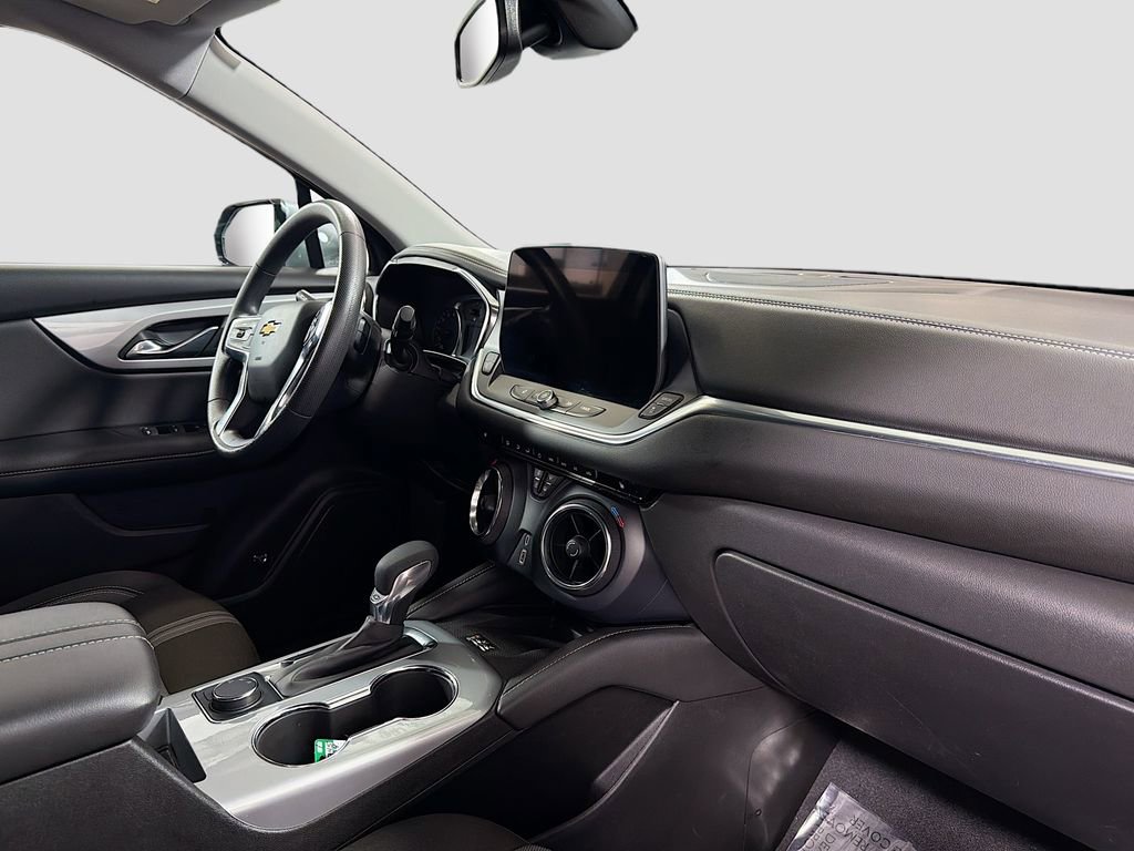 Used 2024 Chevrolet Blazer LT w/ Convenience Package image 29