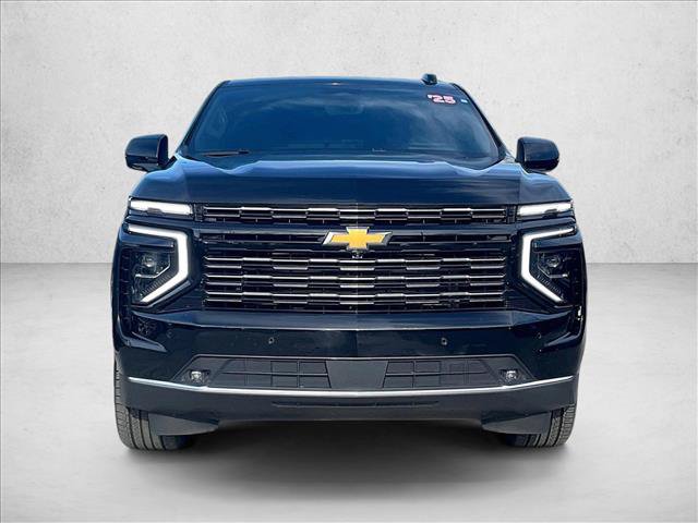 Certified 2025 Chevrolet Suburban High Country RWD image 3