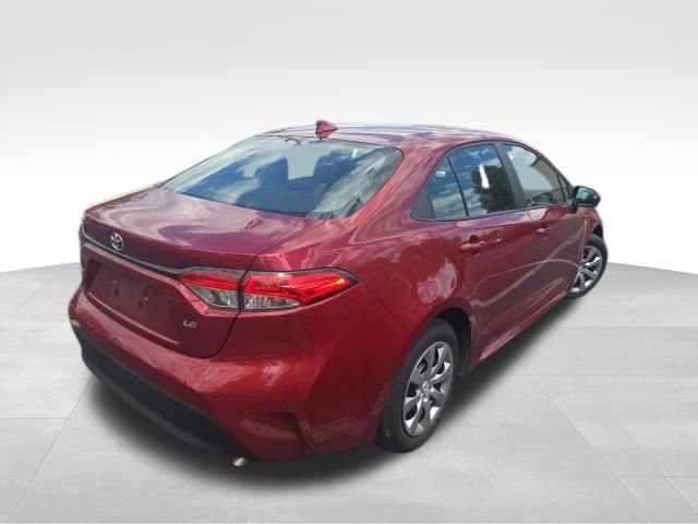 Used 2025 Toyota Corolla LE FWD image 5