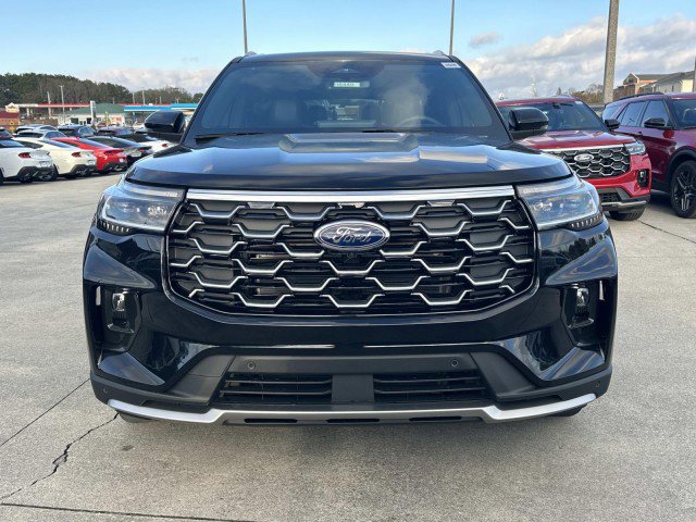 New 2026 Ford Explorer Platinum RWD image 2