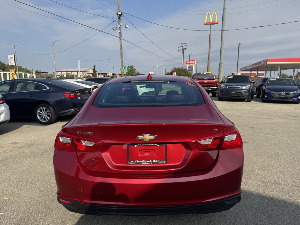 Used 2016 Chevrolet Malibu LT w/ Leather Package image 6