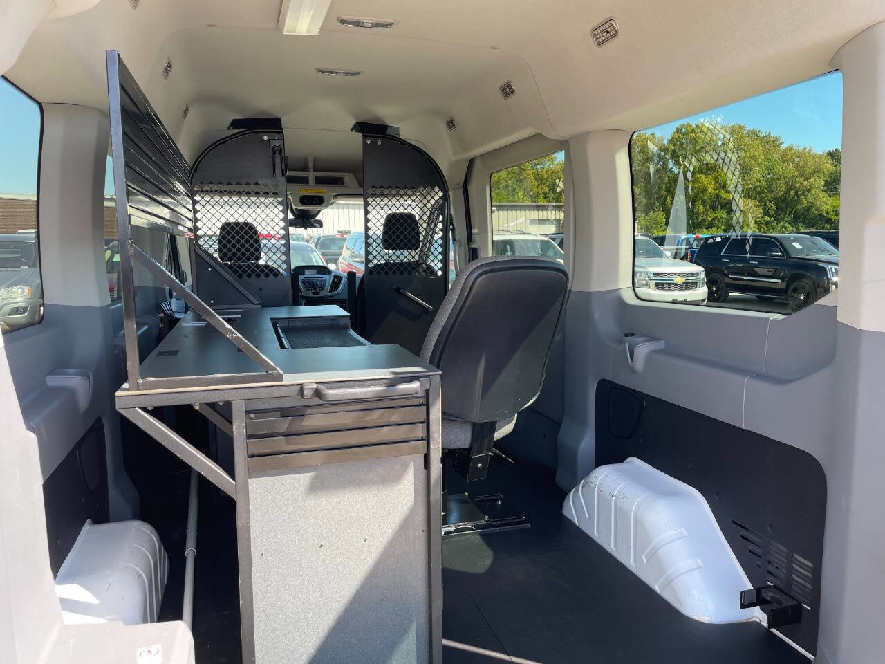 Used 2015 Ford Transit 150 XLT RWD image 25