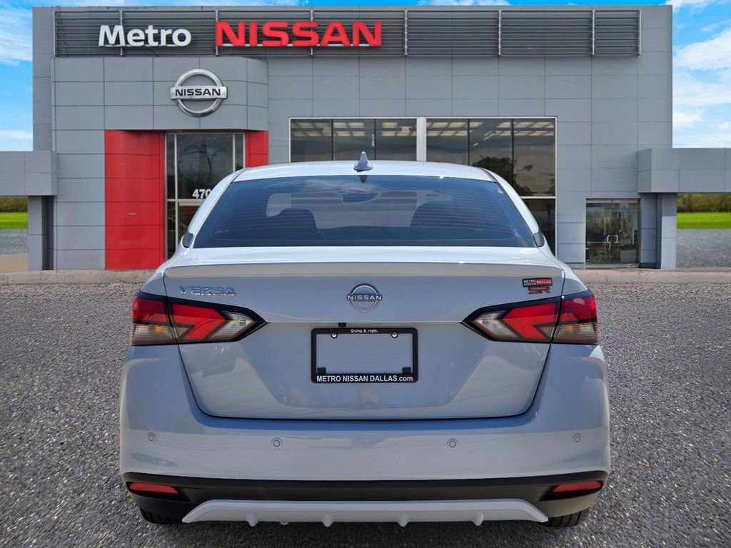 Certified 2025 Nissan Versa SR w/ Trunk Package image 5