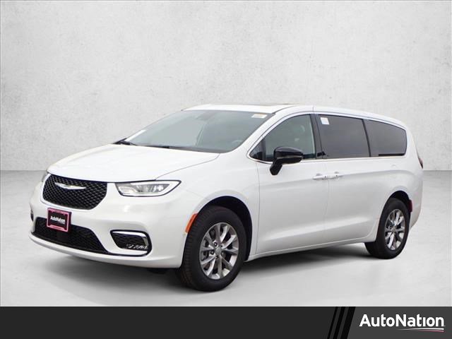 New 2026 Chrysler Pacifica Limited w/ Uconnect Theater Family Group image 1