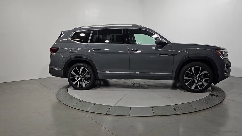 New 2026 Volkswagen Atlas SEL Premium R-Line image 6