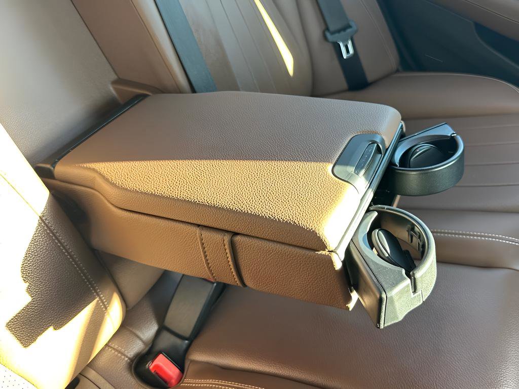 Used 2023 Mercedes-Benz E 350 Sedan image 30