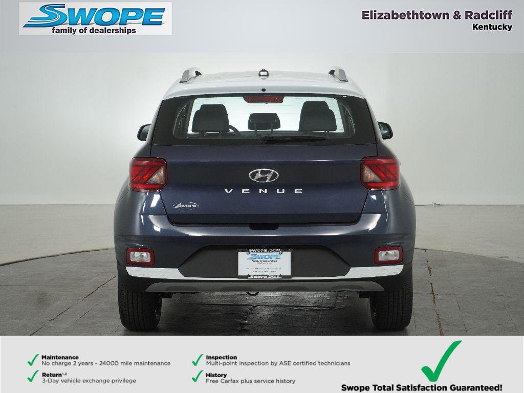 New 2026 Hyundai Venue SEL FWD image 4