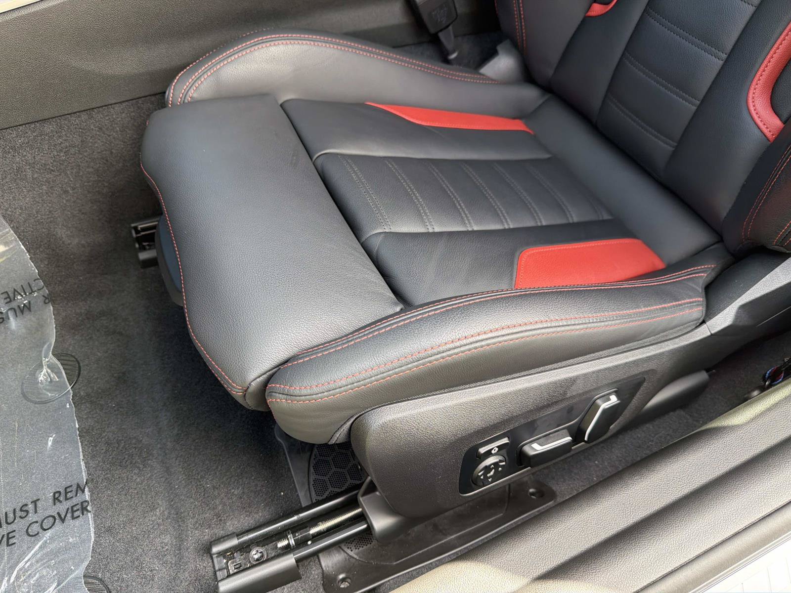 Used 2025 BMW M2 RWD image 13