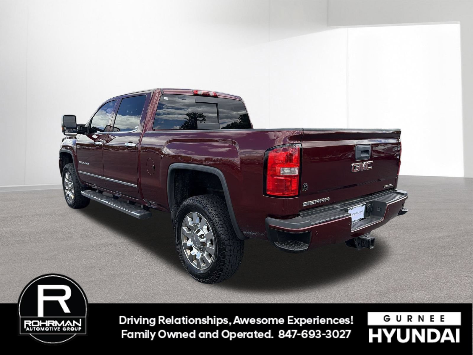 Used 2016 GMC Sierra 2500 Denali w/ Duramax Plus Package AWD/4WD image 7