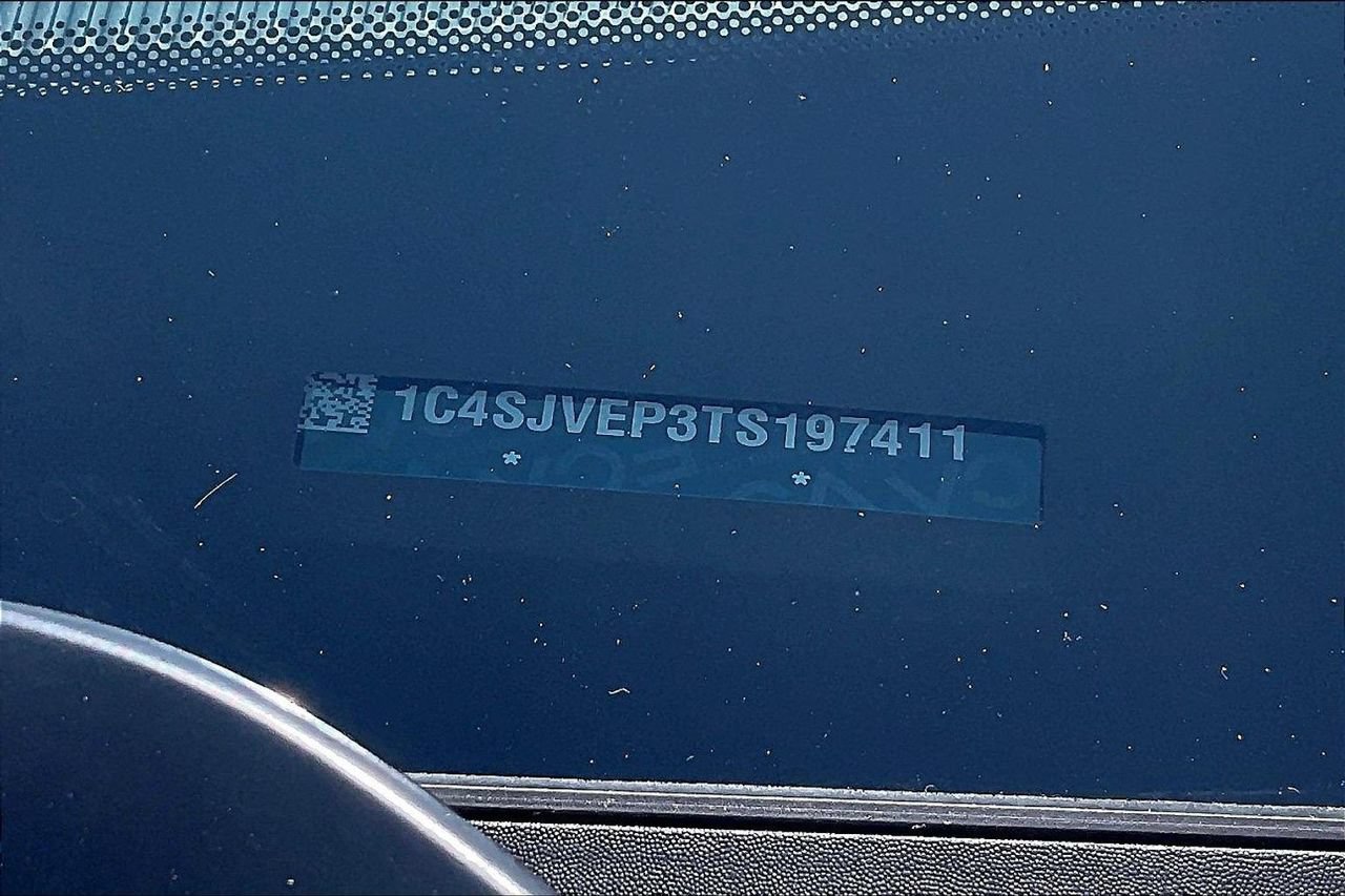 New 2026 Jeep Grand Wagoneer Summit AWD/4WD image 40