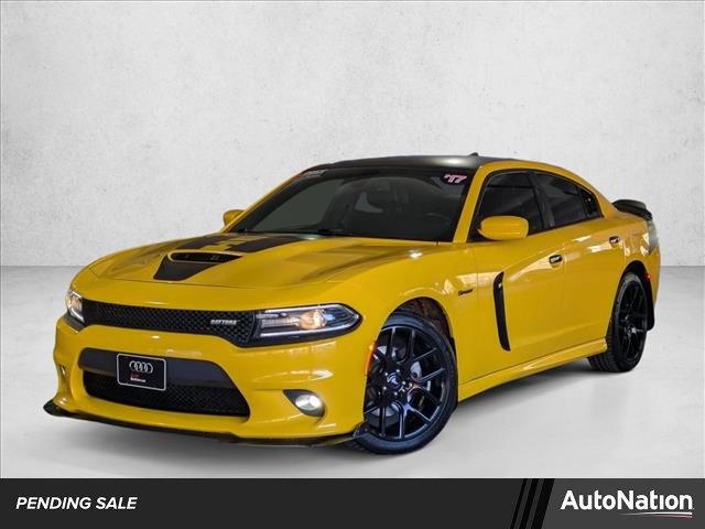 Used 2017 Dodge Charger R/T image 1