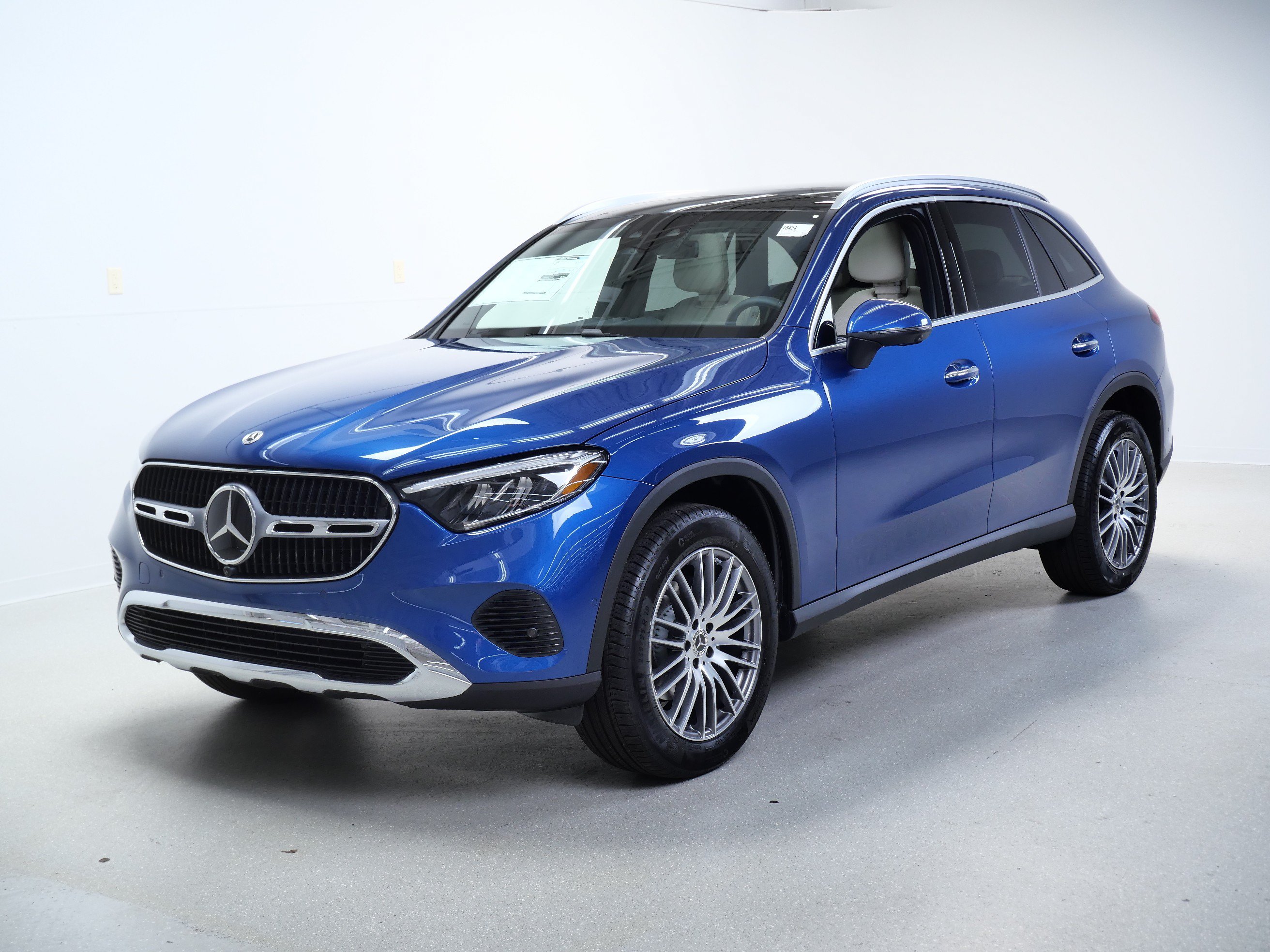 New 2026 Mercedes-Benz GLC 300 4MATIC image 4