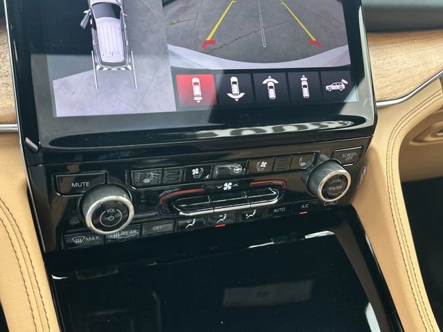 Used 2024 Jeep Grand Cherokee L Summit image 37