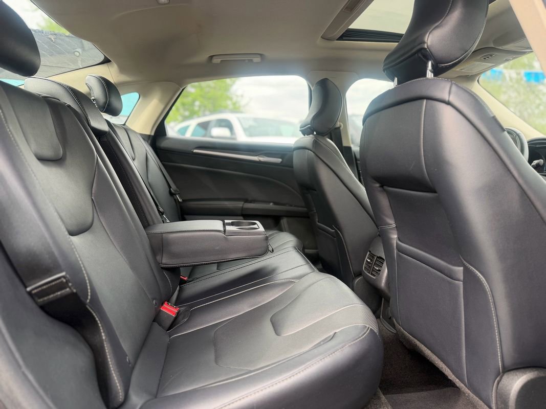 Used 2018 Ford Fusion Titanium AWD/4WD image 7