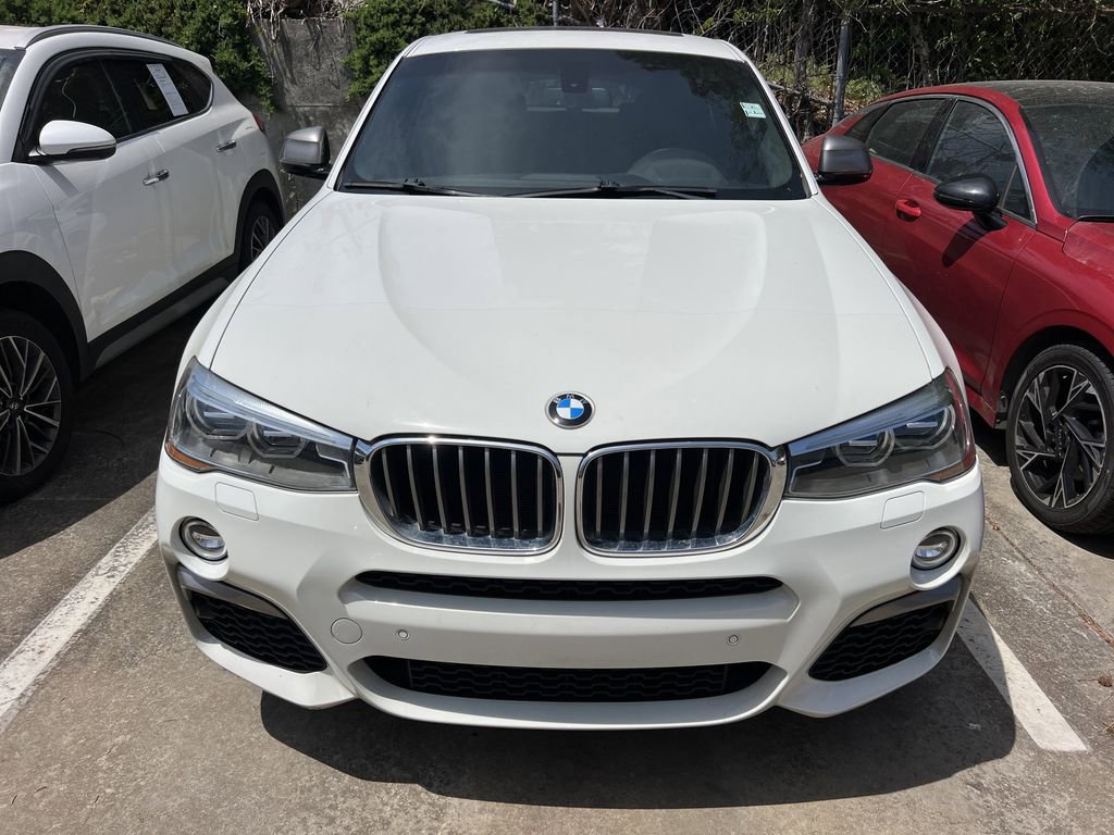 Used 2017 BMW X4 M40i w/ Technology Package image 2