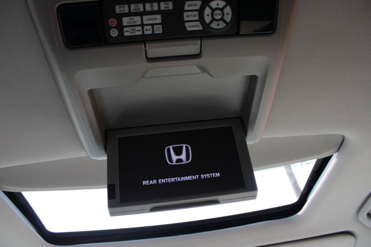 Used 2015 Honda Odyssey Touring image 12