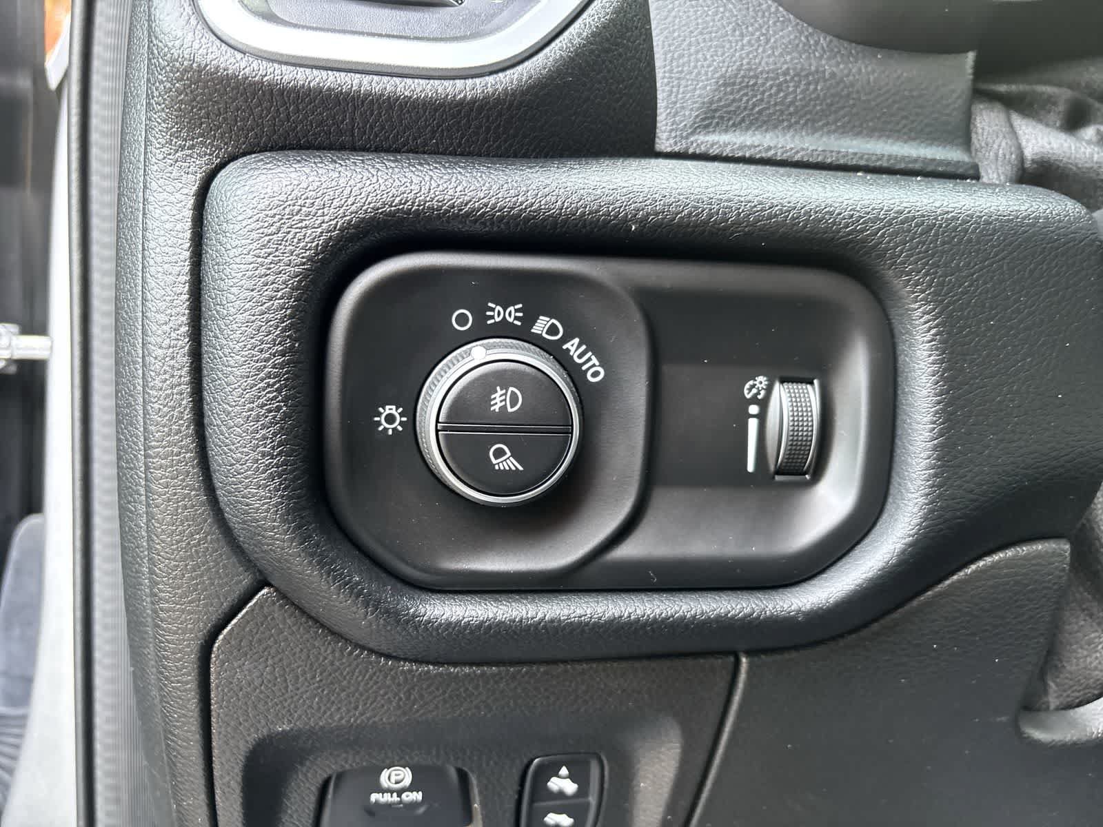 Certified 2021 RAM 1500 Big Horn AWD/4WD image 12
