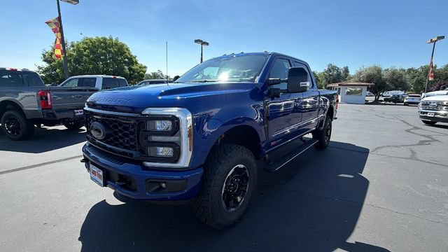 New 2026 Ford F350 Lariat w/ Tremor Off-Road Package