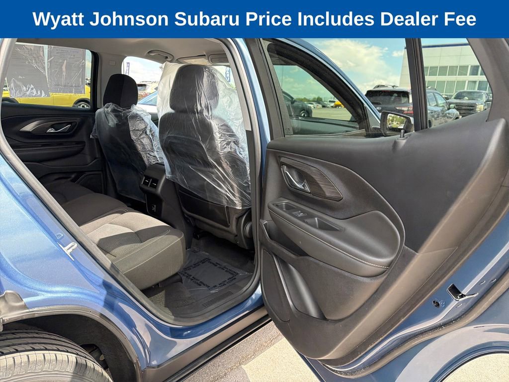 Used 2024 GMC Terrain SLE w/ Driver Convenience Package FWD image 30