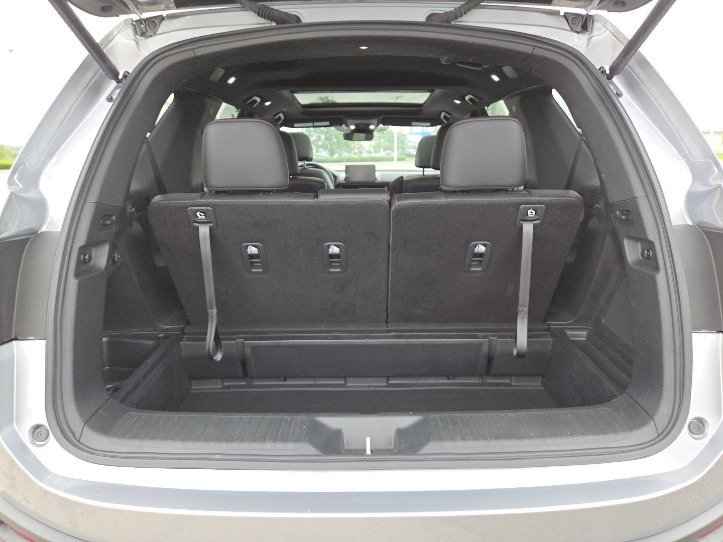 Used 2025 Honda Pilot TrailSport image 19