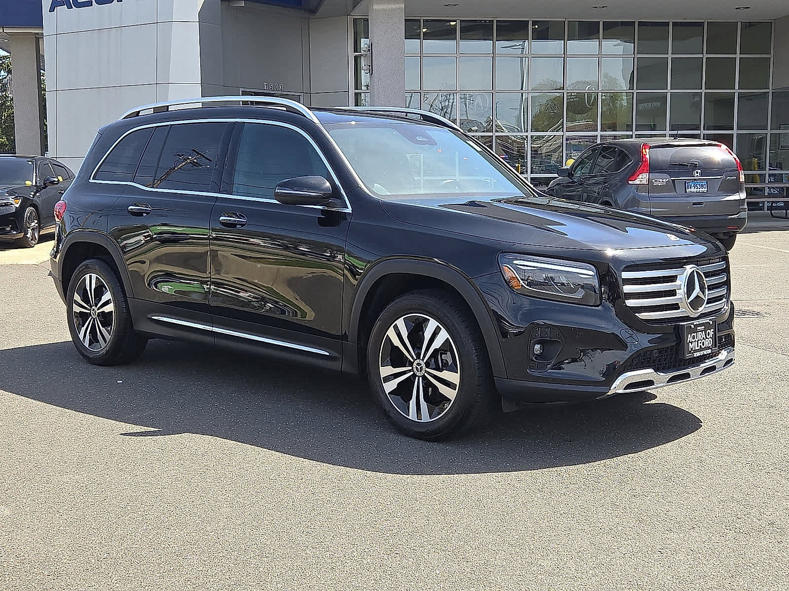 Used 2024 Mercedes-Benz GLB 250 4MATIC image 4
