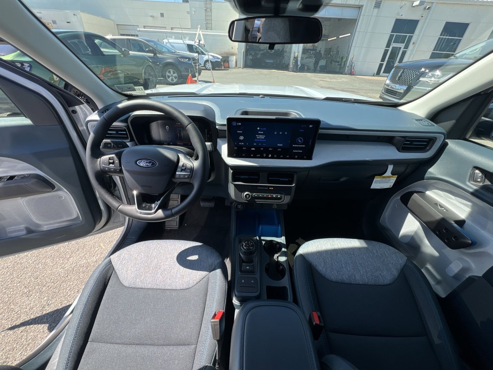 New 2025 Ford Maverick XLT w/ XLT Luxury Package AWD/4WD image 22
