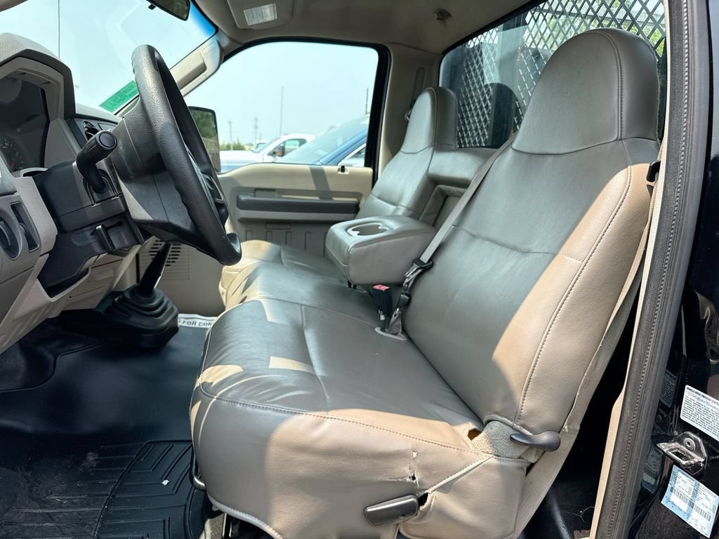 Used 2008 Ford F550 2WD Regular Cab Super Duty image 13