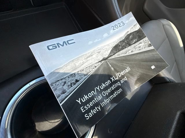 Certified 2023 GMC Yukon SLT w/ SLT Premium Package AWD/4WD image 29
