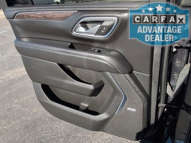 Used 2024 Chevrolet Suburban LT image 10