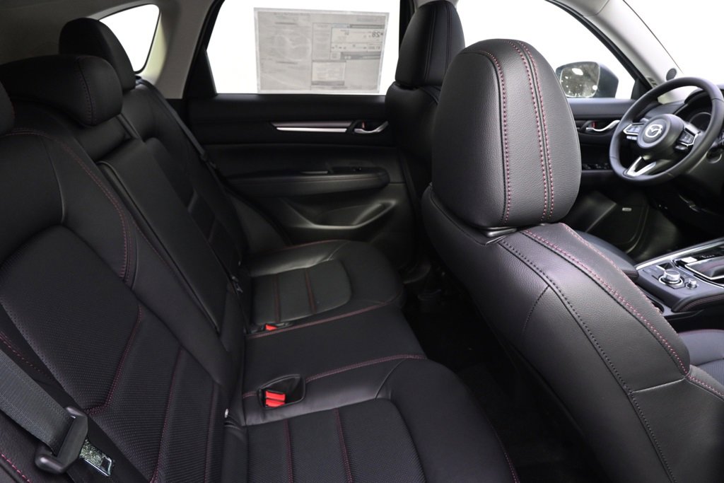 New 2025 MAZDA CX-5 Carbon Edition image 18