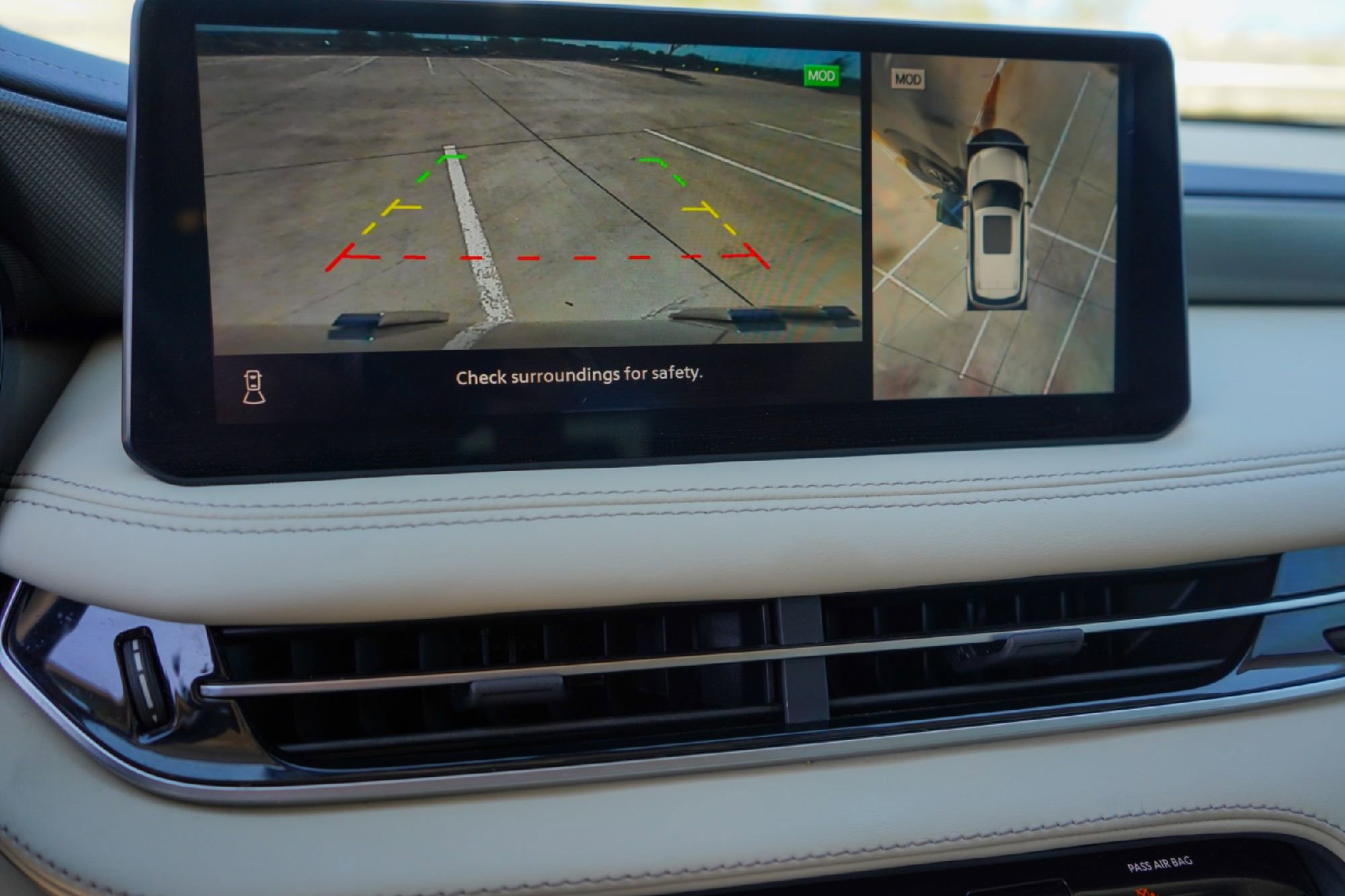 Certified 2023 INFINITI QX60 Luxe w/ Performance Audio Package image 19