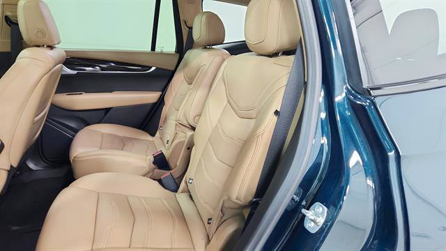 Used 2024 Cadillac XT6 Sport w/ Platinum Package image 22