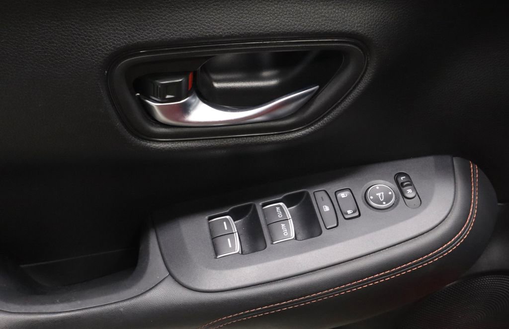 Used 2023 Honda HR-V Sport image 23