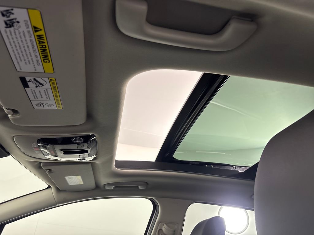 Certified 2025 Kia Sportage SX image 28