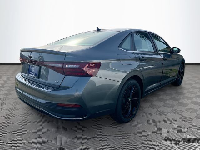 New 2026 Volkswagen Jetta SE FWD image 7