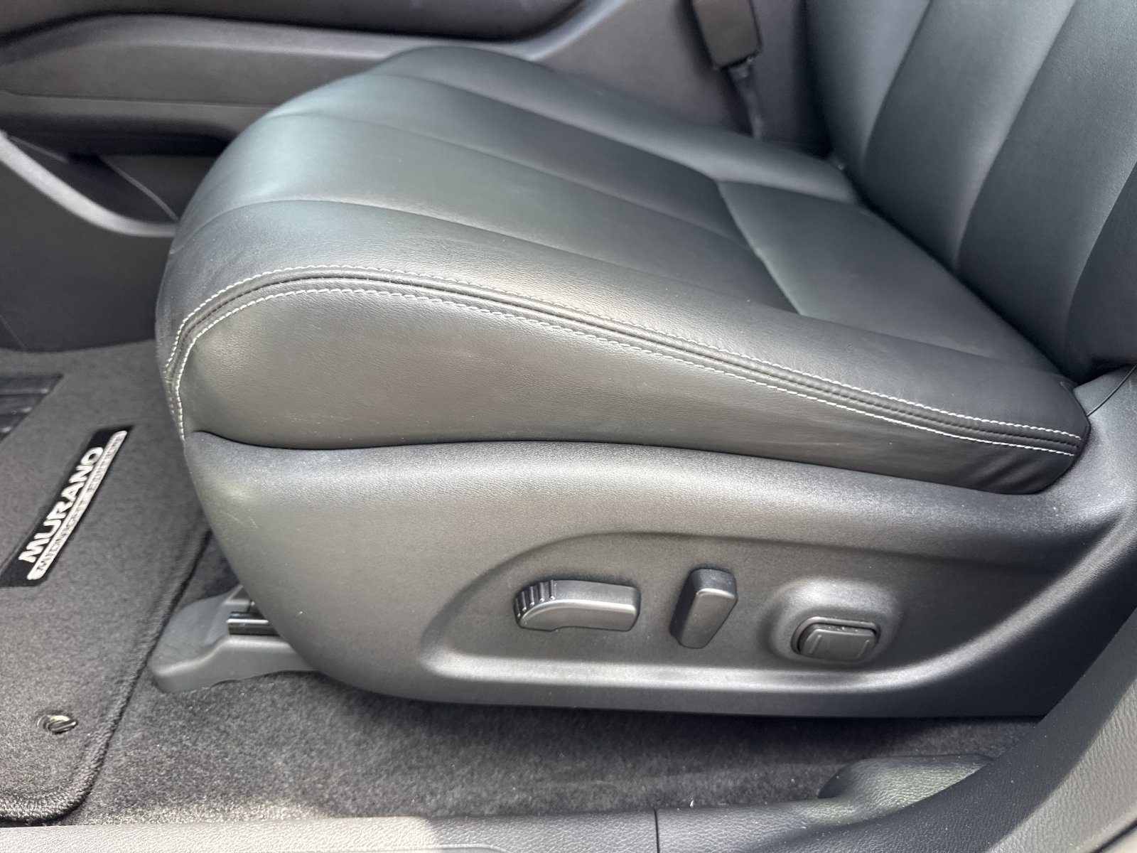 Used 2024 Nissan Murano SV w/ SV Midnight Edition Package FWD image 18