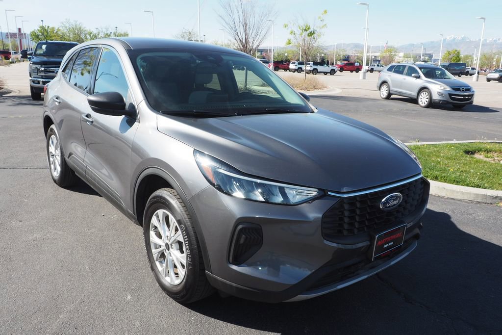 Used 2024 Ford Escape Active image 9