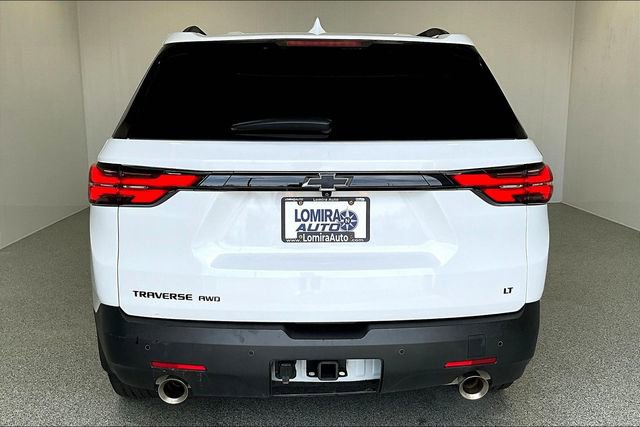 Used 2022 Chevrolet Traverse LT w/ Midnight/Sport Edition image 6