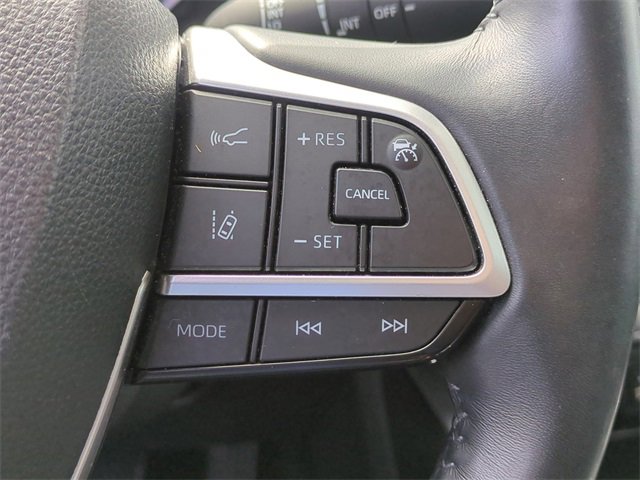 Used 2022 Toyota Highlander XLE image 29