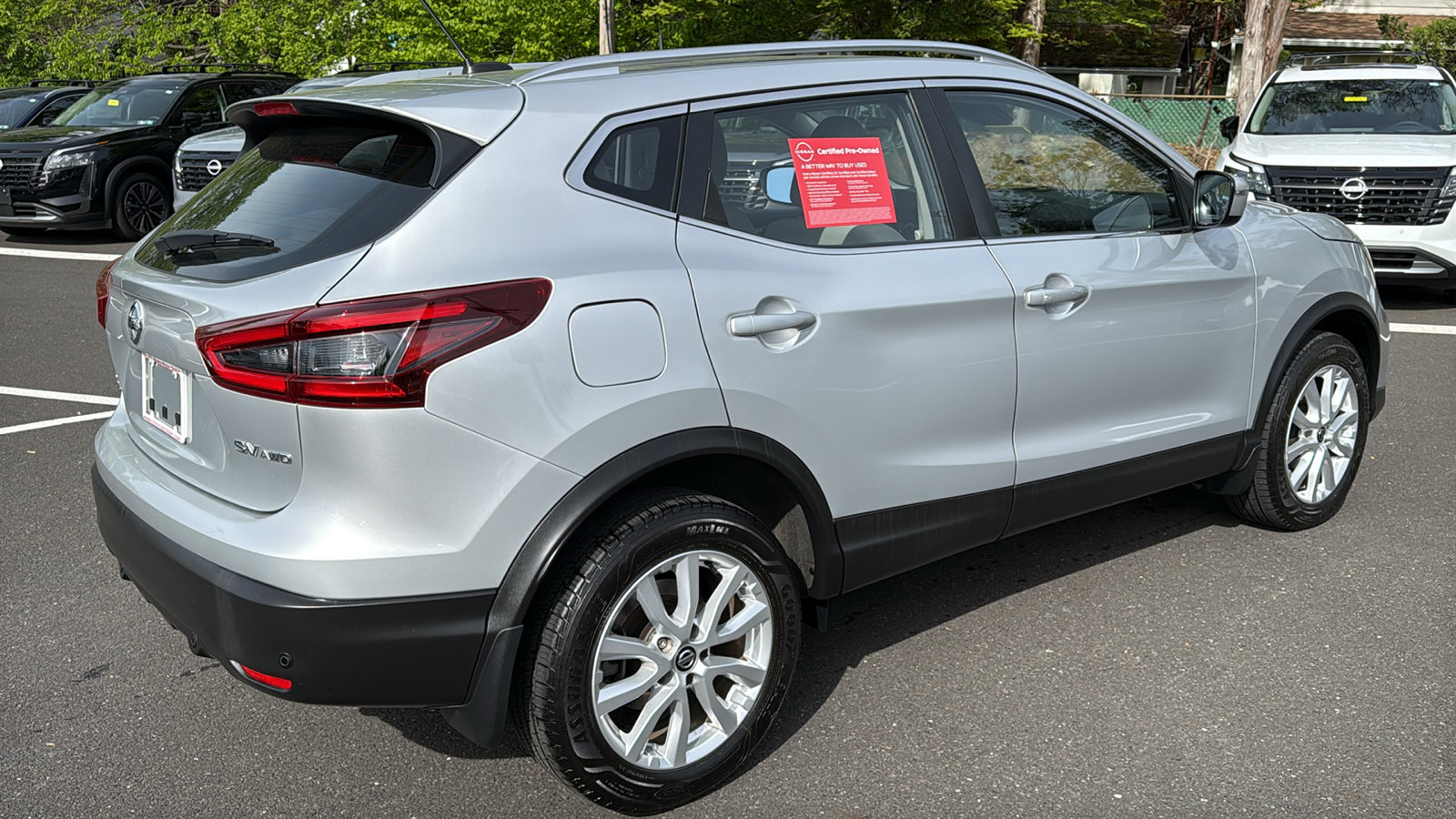 Used 2020 Nissan Rogue Sport SV AWD/4WD image 25