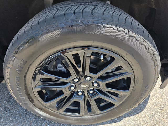 Used 2024 Ford F150 Platinum w/ Equipment Group 702A High AWD/4WD image 9