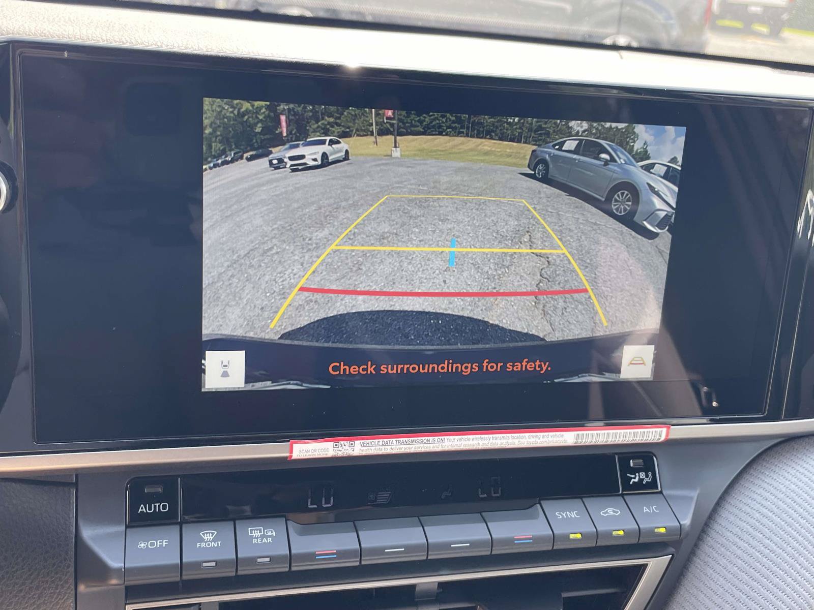 Used 2026 Toyota Camry SE w/ Multimedia Upgrade Package FWD image 17