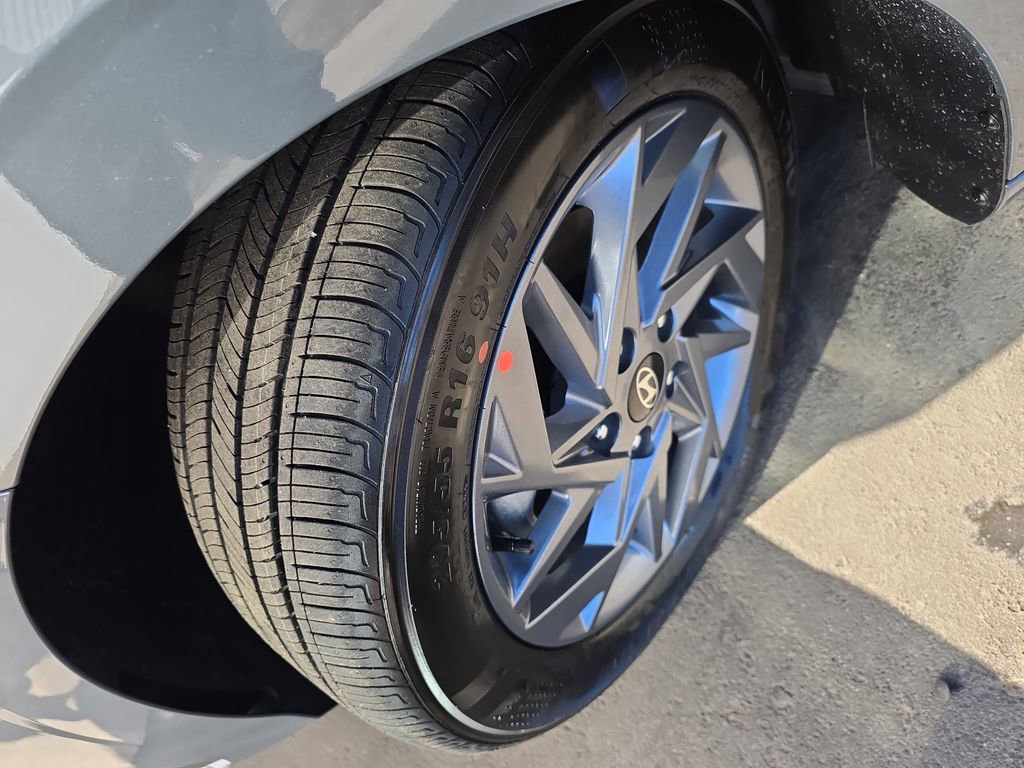 New 2026 Hyundai Elantra Blue image 33
