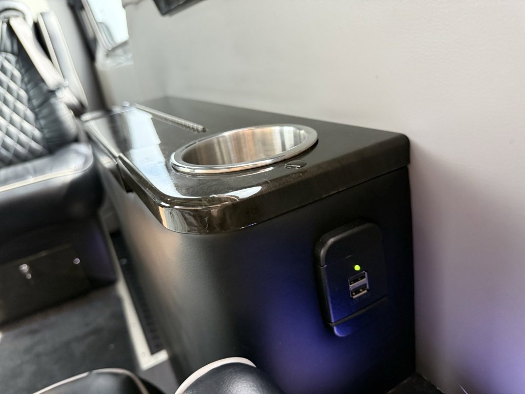 Used 2016 Mercedes-Benz Sprinter 3500 image 57