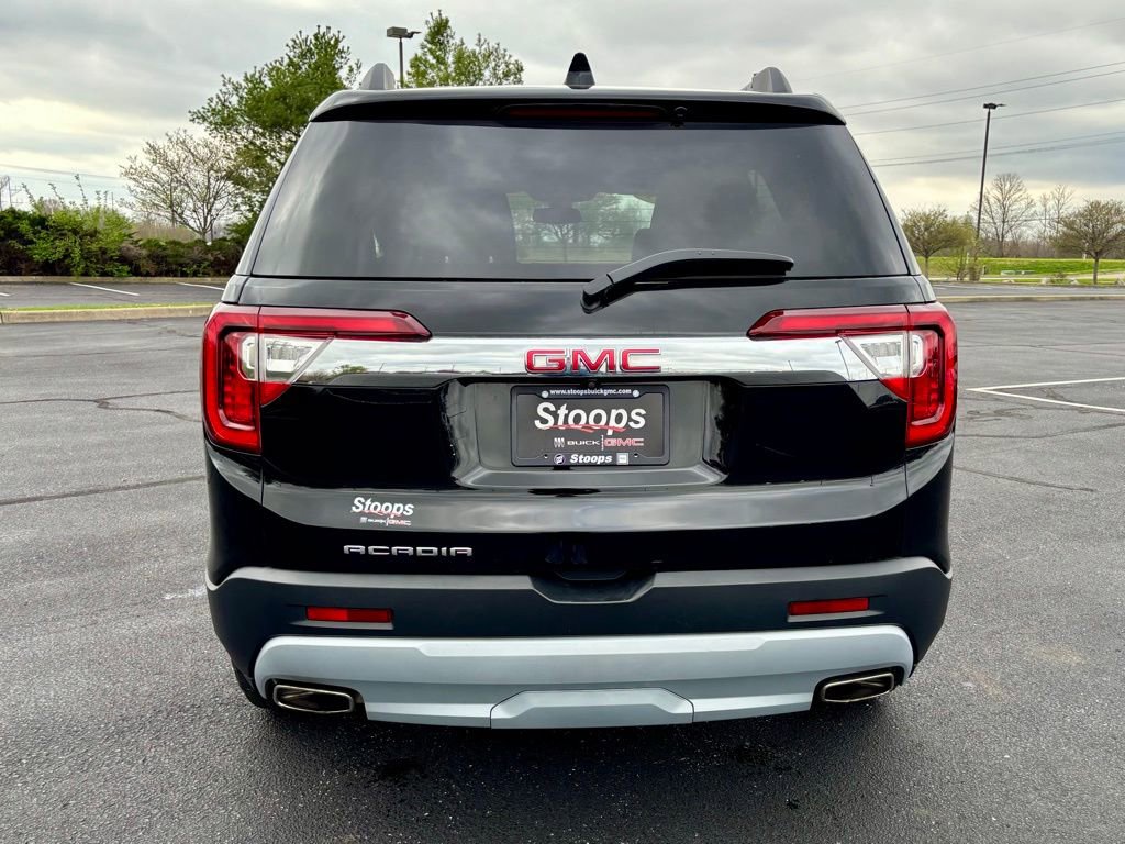 Used 2023 GMC Acadia SLT w/ Preferred Package image 6
