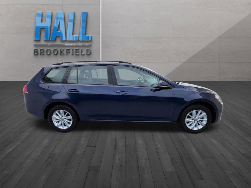 Used 2015 Volkswagen Golf S FWD image 6