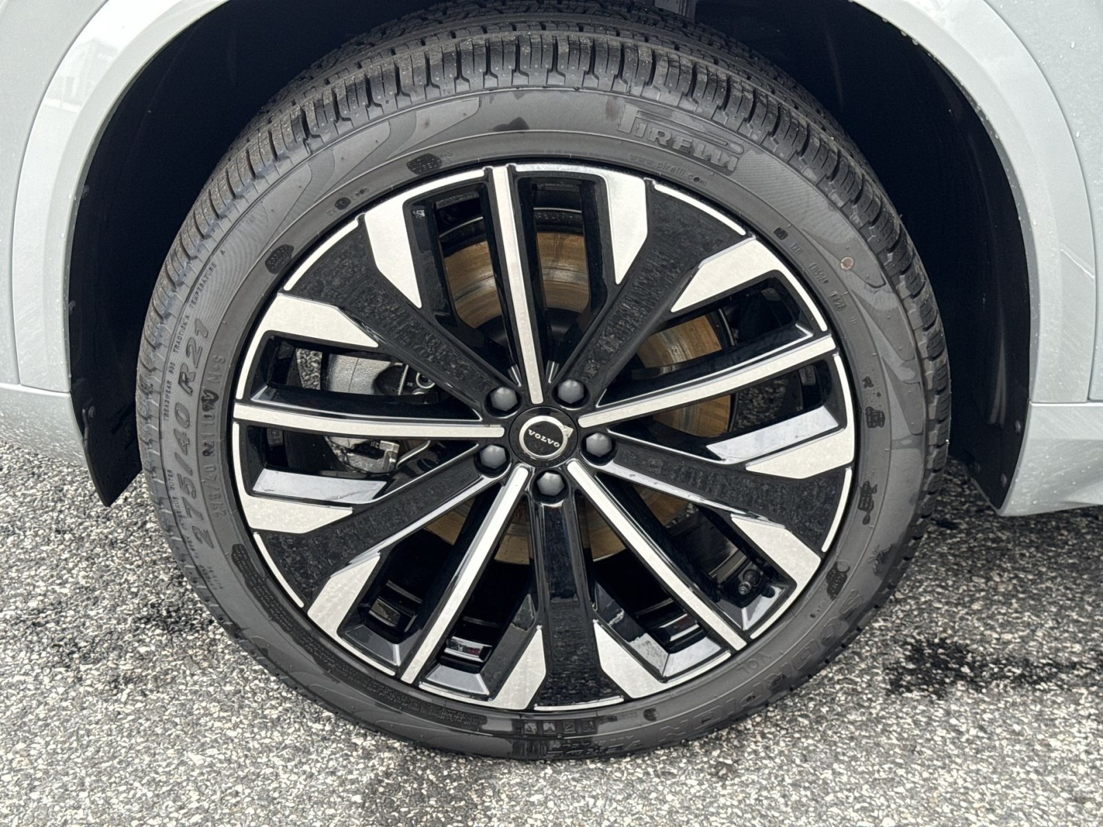 New 2026 Volvo XC90 T8 Ultra w/ Protection Package AWD/4WD image 12