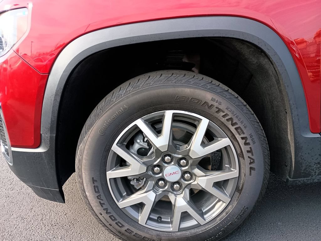 Used 2023 GMC Acadia SLE w/ Driver Convenience Package FWD image 16