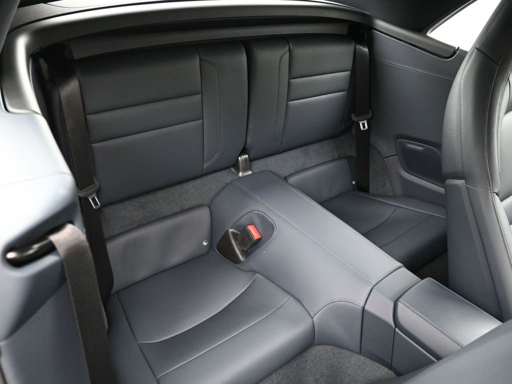 Used 2025 Porsche 911 Carrera image 12